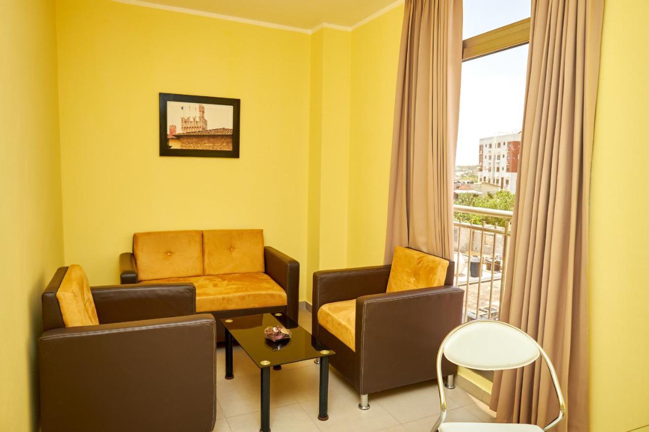 La Vlta E' Bella Aparthotel Los Mameyes  Exterior photo